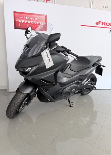 HONDA FORZA 750