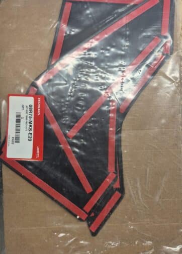 08R75MKSE20 KIT,SIDE TANK PAD